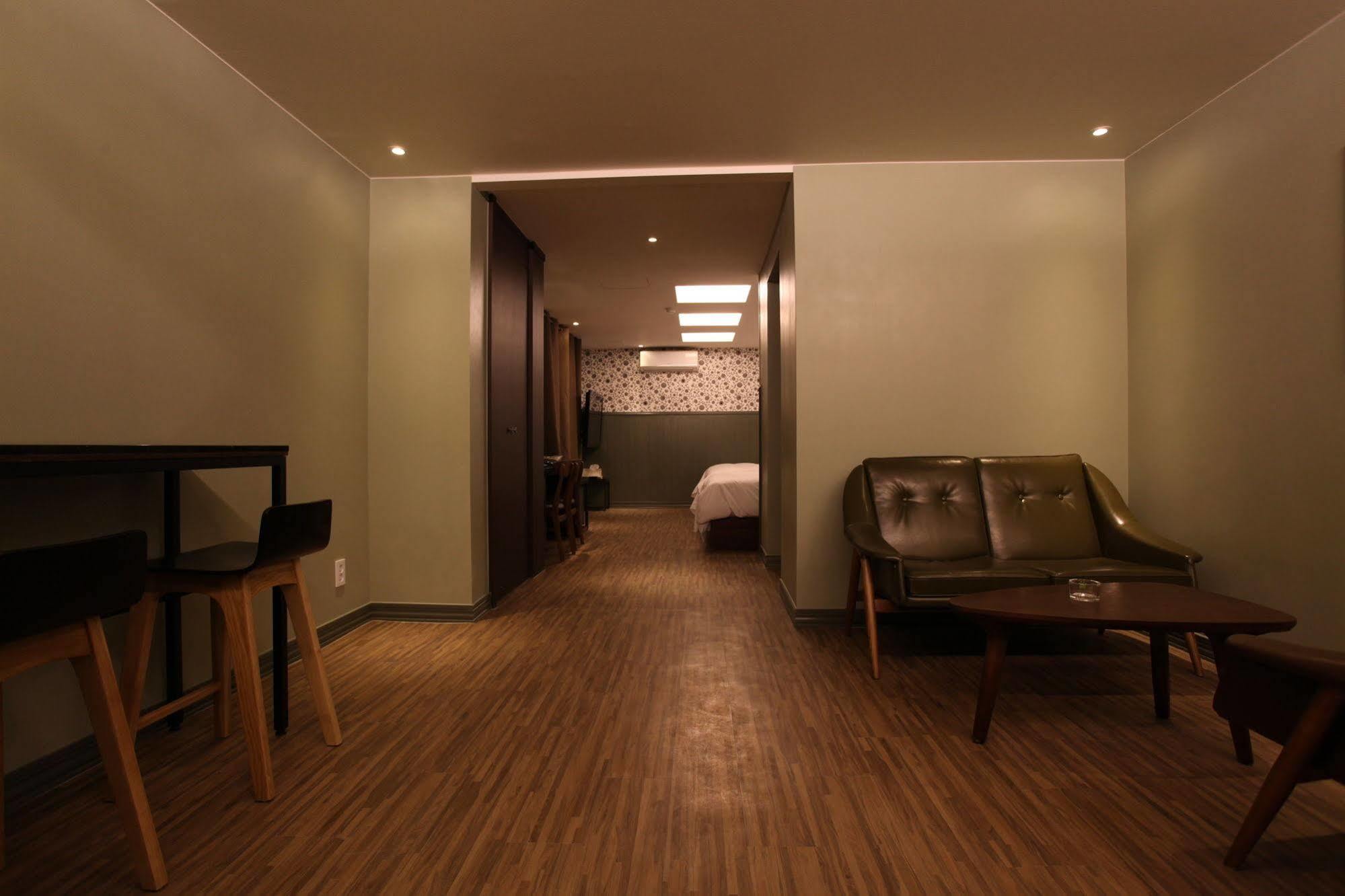 Lin Hotel Сеул Экстерьер фото